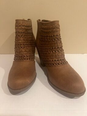 Maurice Women’s Boho Western Woven Brown Block Heel Ankle Booties Faux Leather 8